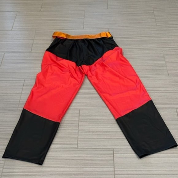 Mr. Incredible Costume for Adults - Picture 3 of 6